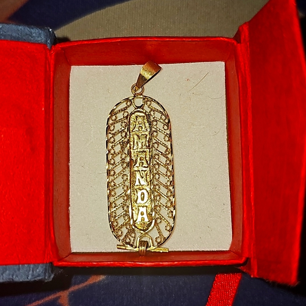 14K solid *REAL GOLD HANDMADE CARTOUCHE* Amanda name!